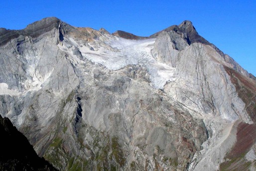 Glacier d'Ossoue (Vignemale) depuis col le des Gentianes en 2007. (Photo Pierre René/DR)