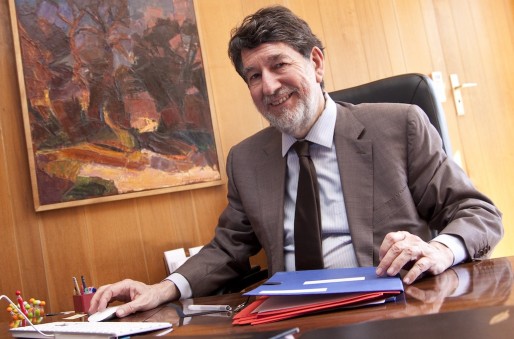 Le sénateur-maire de Mérignac, Alain Anziani  (DR)