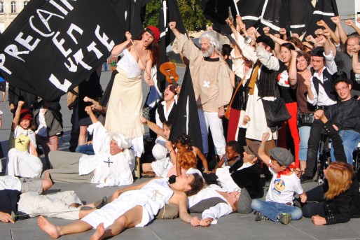 "La Liberté guidant le peuple" de Delacroix mise en scène par le CIP Gironde (WS/Rue89 Bordeaux)