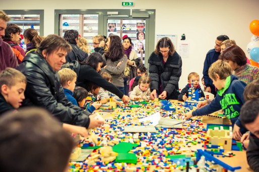 Atelier pour jeunes fans de briques (photo Fans de Briques Lego)