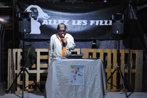 Francis Vidal, ancien programmateur du Jimmy et patron d'Allez les Filles, présente la programmation de l'été 2015 du festival relâche (WS/Rue89 Bordeaux)