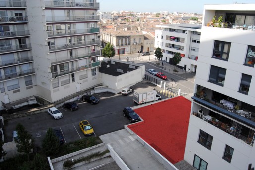 La vue des résidences voisines avec l'emplacement, en rouge, de la tour (WS/Rue89 Bordeaux)