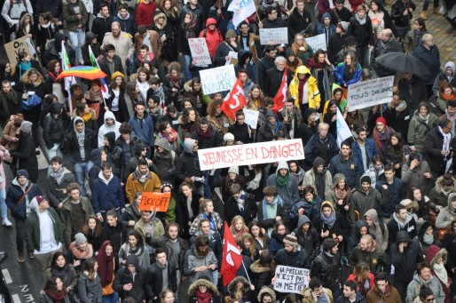 Entre 9000 et 15000 personnes ont défilé à Bordeaux contre la loi Travail. (XR/Rue89 Bordeaux)