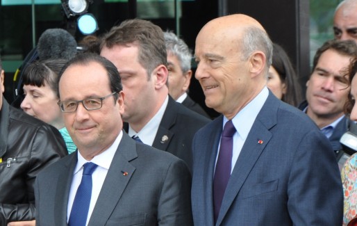 François Hollande et Alain Juppé côte à côte à la Cité du Vin à Bordeaux. (Xavier Ridon/Rue89 Bordeaux)