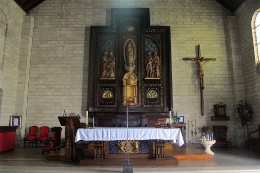 Un dimanche sur deux, l'église El Solar donne une messe en espagnol. (AP/Rue89 Bordeaux)