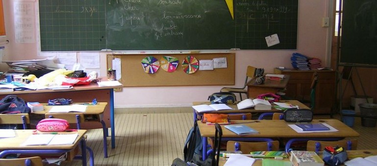 Alain Juppé menace de différer la réforme des rythmes scolaires