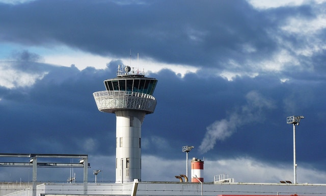 Les élus locaux veulent contrôler l’aéroport de Bordeaux
