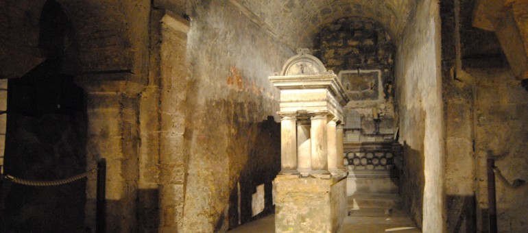 Légendes et mystères de la crypte Saint-Seurin