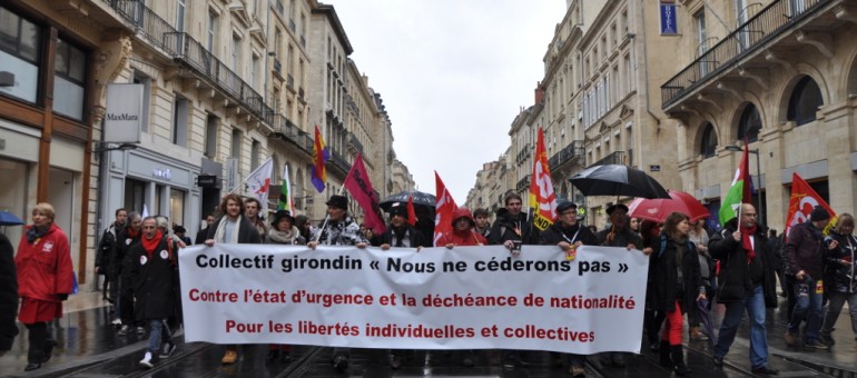 Des milliers d’opposants à l’état d’urgence à Bordeaux