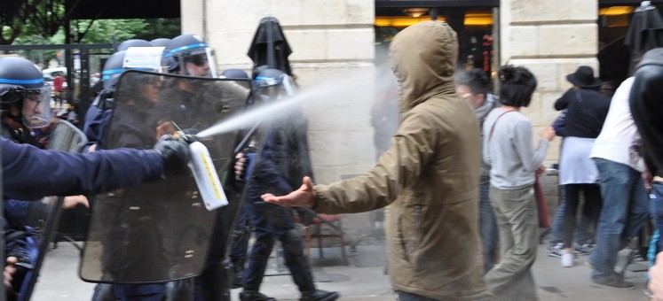 Manif loi Travail : maux, cris et lacrymos à Bordeaux