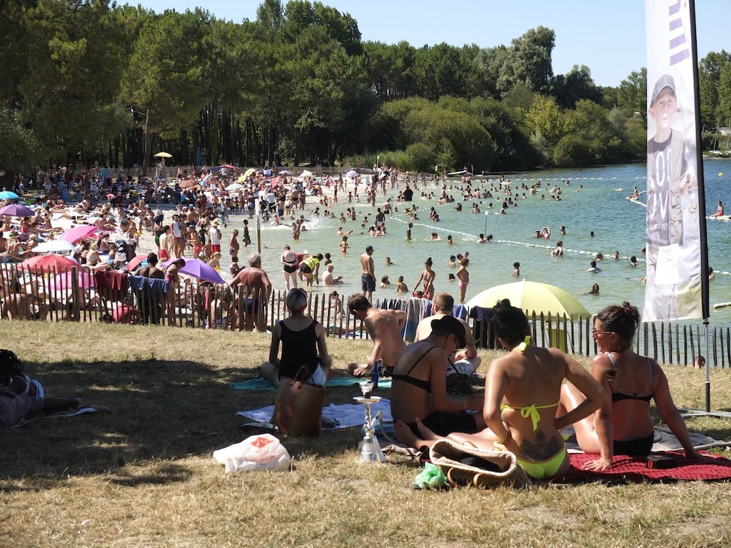 « La plage des pauvres » à Bordeaux-Lac devenue « le plus beau spot de la ville »