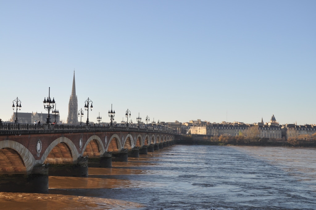 Ce que cache l’appel aux dons pour sauver le pont de pierre de Bordeaux