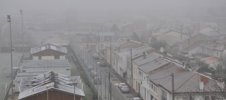 De la neige de pollution est tombée à Bordeaux