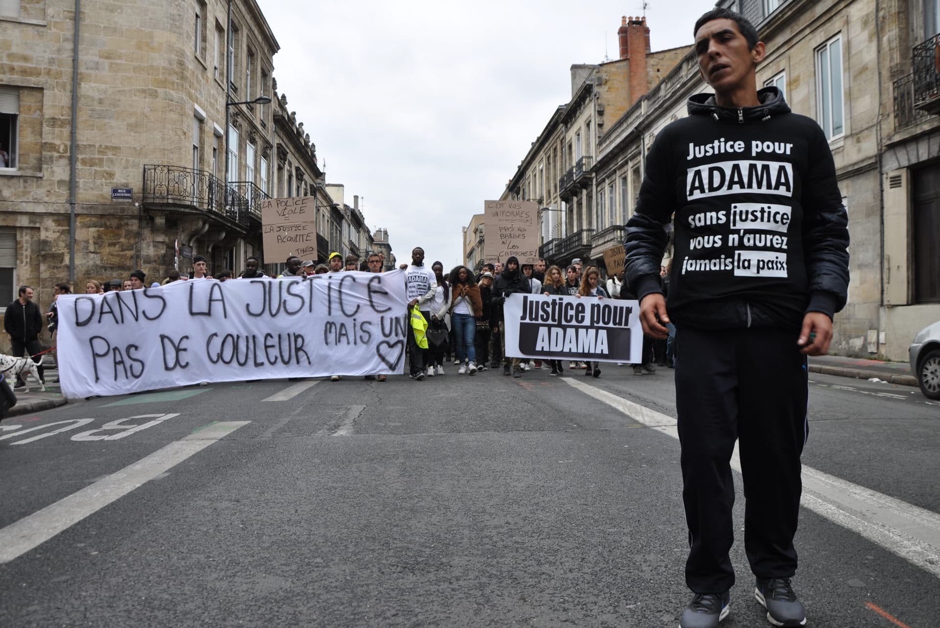 500 personnes marchent contre les violences policières à Bordeaux