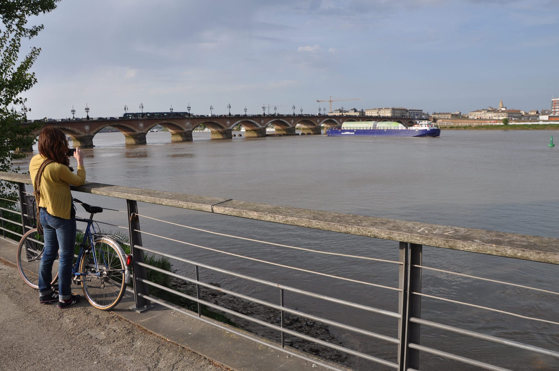 Et au milieu de la Garonne coule une filière… le fret fluvial ?
