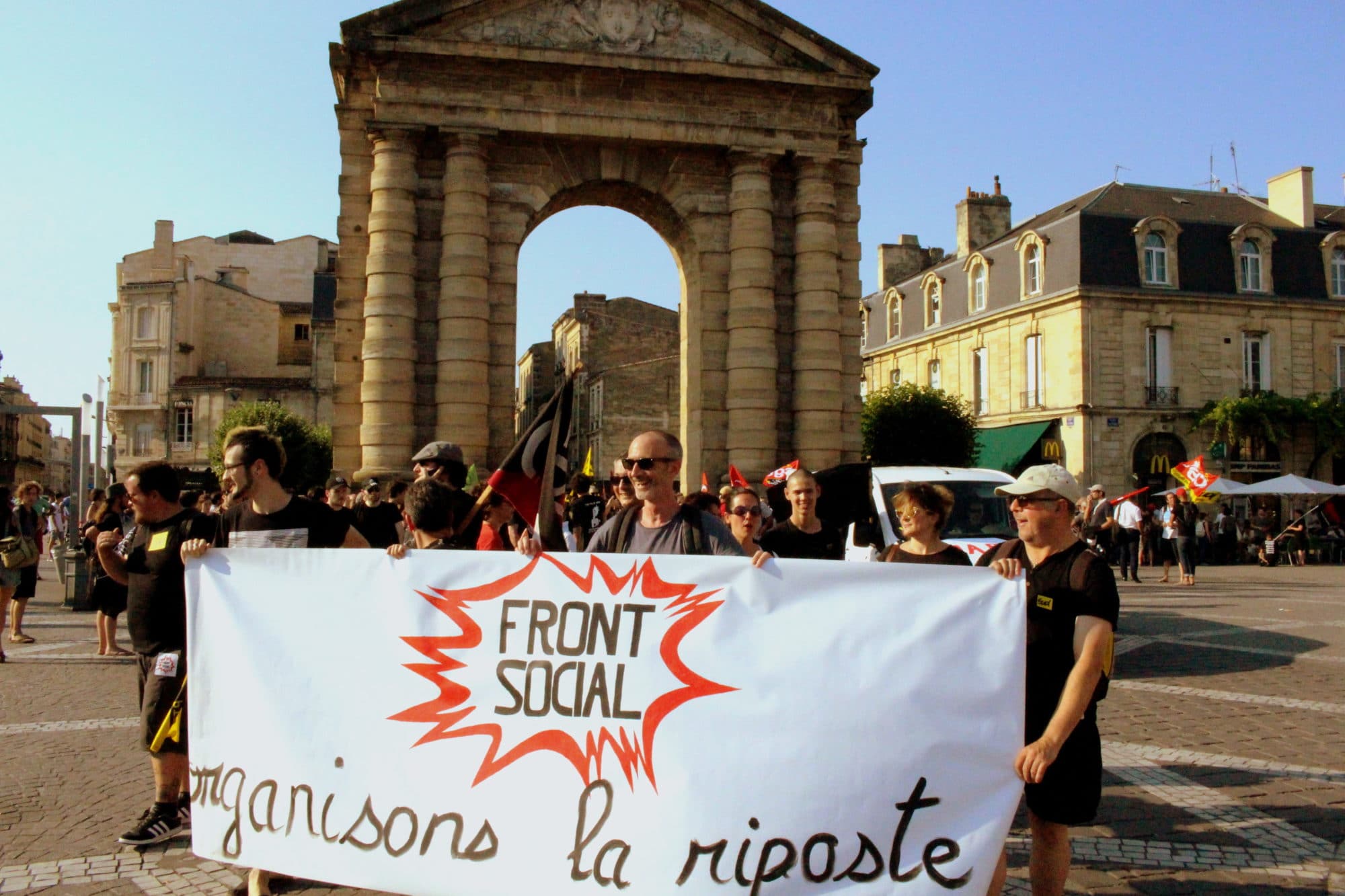 A Bordeaux, le Front social manifeste « contre la casse du code du travail »