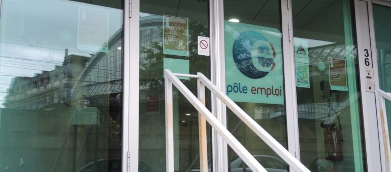 Emplois aidés : Deux élus PS girondins interpellent la ministre du travail