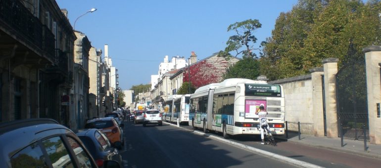 Des Bordelais veulent que le BHNS laisse la priorité aux voitures