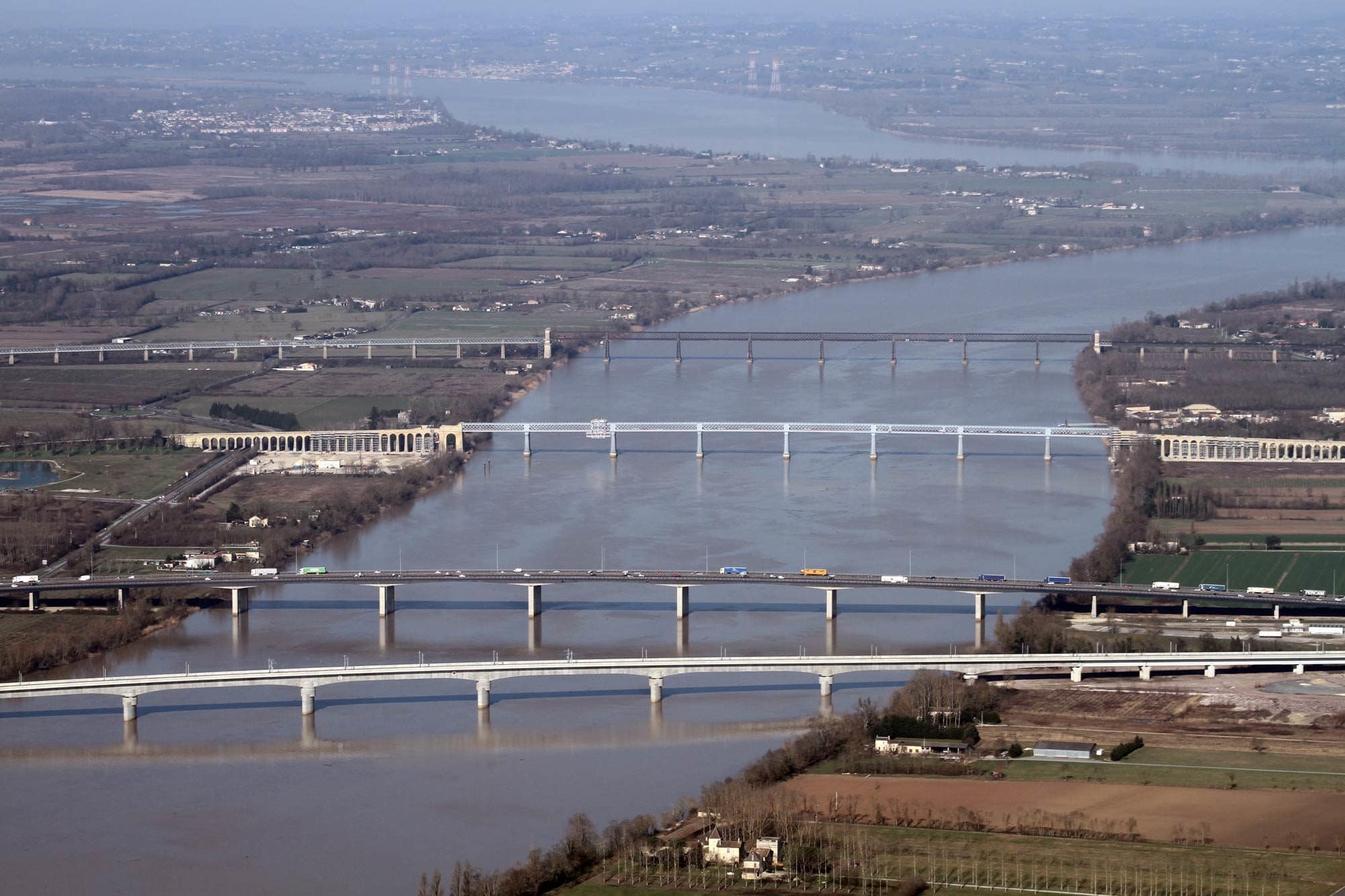 Des ponts jetés entre Bordeaux et ses villes voisines