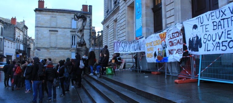 Le campus de Bordeaux Victoire évacué manu militari