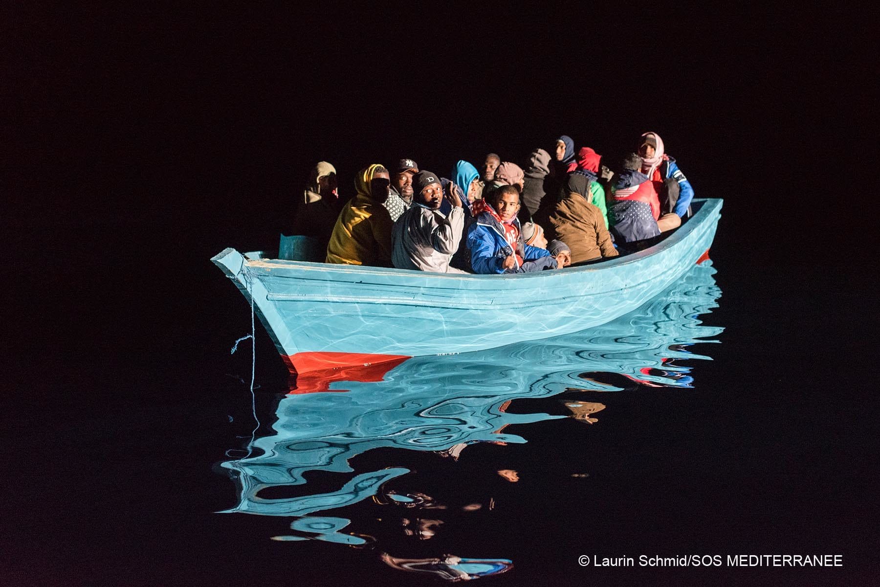 L’Aquarius, bateau de SOS Méditerranée, une parenthèse dans la vie des rescapés