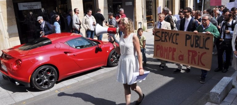 Plus de 600 « riches » pour la Fête à Macron à Bordeaux