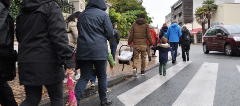 Avant la trêve hivernale, expulsions et coupures d’électricité à la Cité Thorez à Bègles