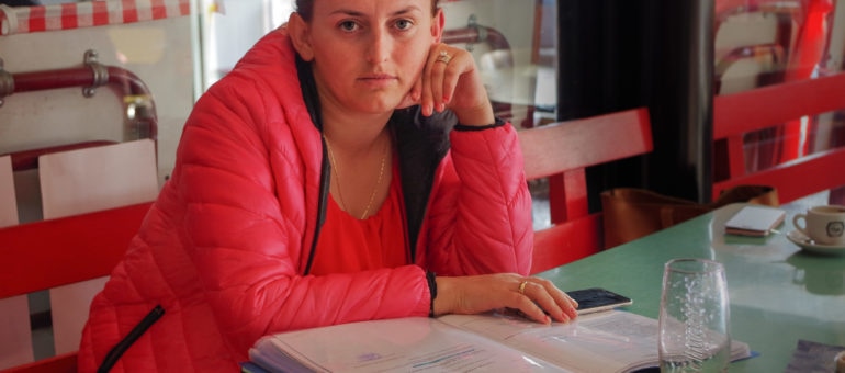 Malgré 4 ans de bénévolat au service de l’Etat, Drita est menacée d’expulsion
