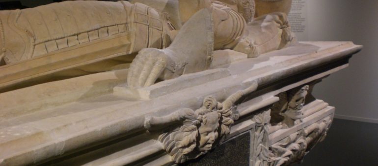 On a sans doute retrouvé la dépouille de Montaigne… dans sa tombe