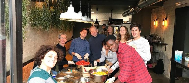 A Bordeaux, Le Carillon sonne l’heure de la solidarité entre commerçants et SDF