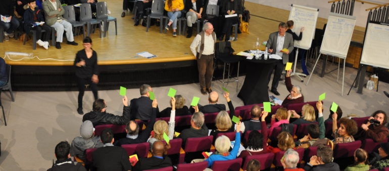 Les non-gilets jaunes alimentent le « grand débat » à Bordeaux