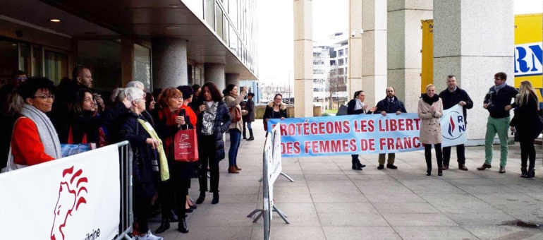 A Bordeaux, des élus et des militants d’extrême droite perturbent une conférence sur les femmes migrantes
