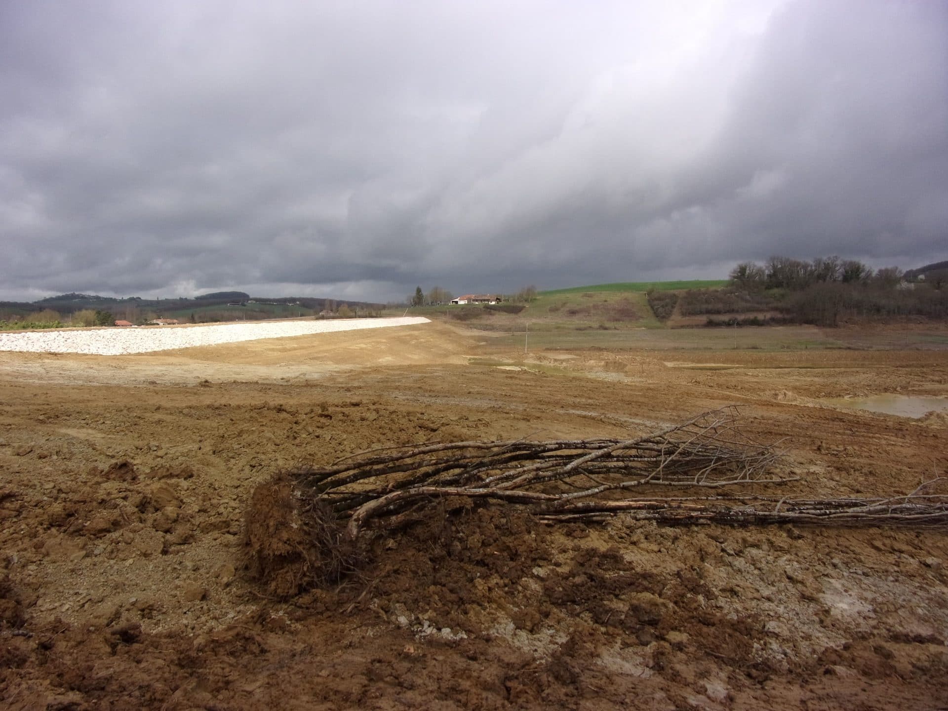 Caussade : la chambre d’agriculture du Lot-et-Garonne appelle à défendre son « lac sacré »
