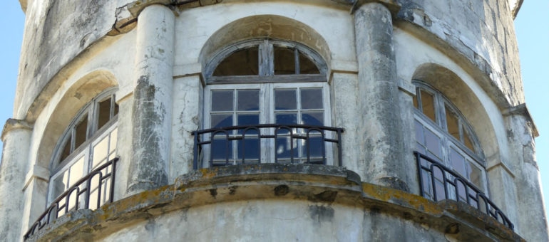 Le loto du patrimoine choisit le château d’eau à Podensac, première œuvre de Le Corbusier en France