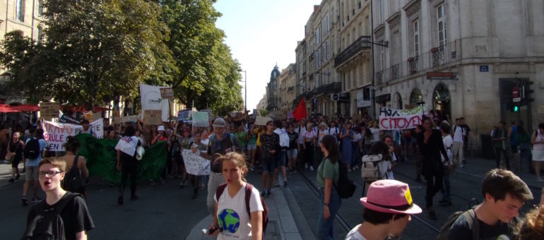 Grève pour le climat : ils ne veulent plus « polluer, consommer et fermer leur gueule »