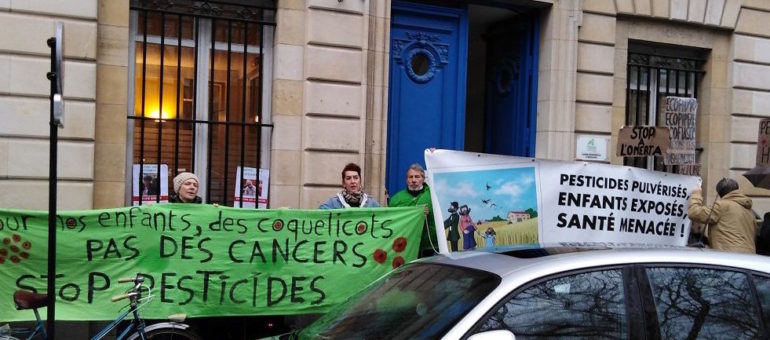 Pesticides : une Charte des riverains négociée sans riverain