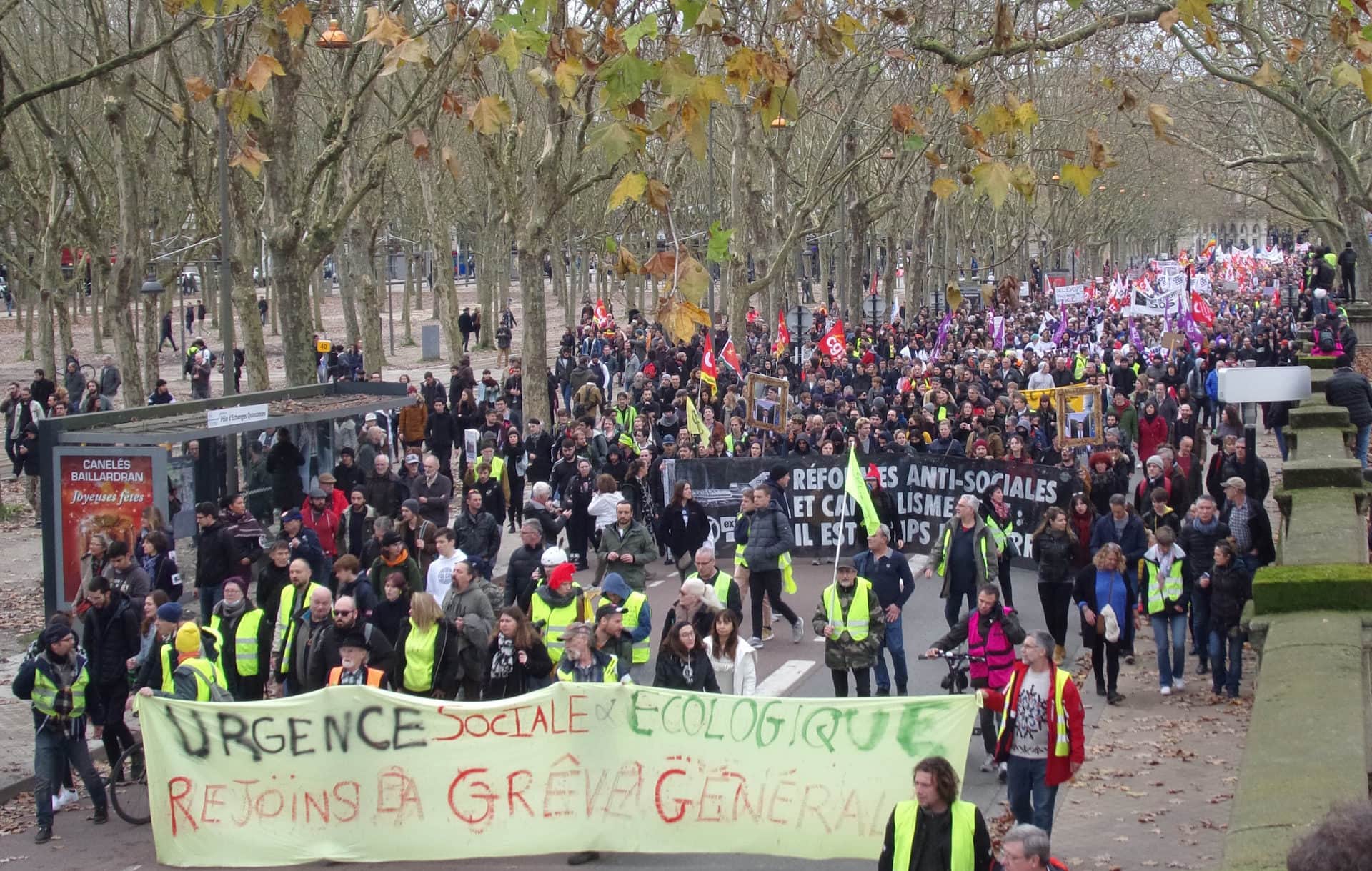 Nouvelle mobilisation massive à Bordeaux contre la réforme des retraites