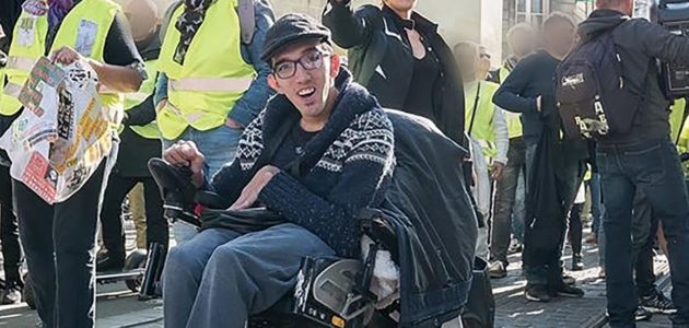 Alexandre Ribeiro, handicapé physique, brigue le fauteuil de maire à Cenon