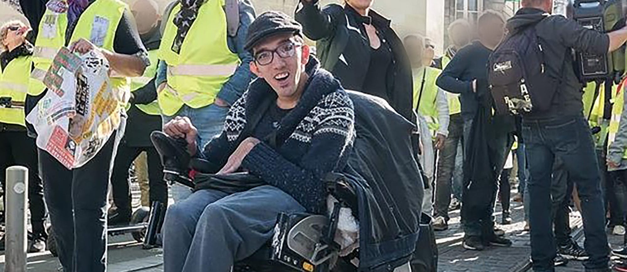 Alexandre Ribeiro, handicapé physique, brigue le fauteuil de maire à Cenon