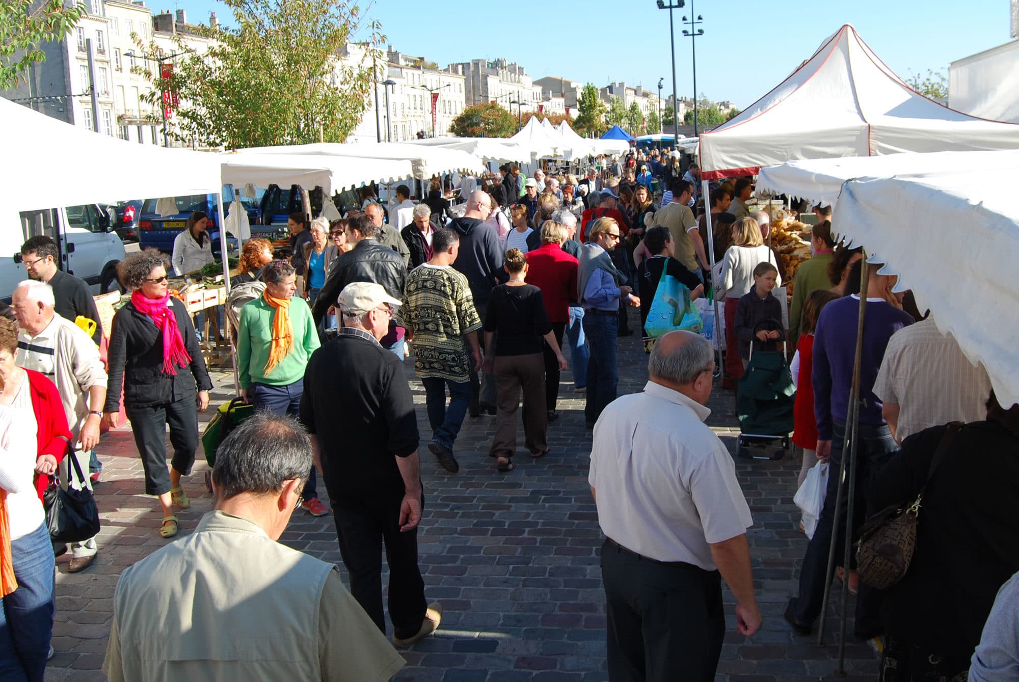 Coronavirus : un krach des marchés de plein air en Gironde