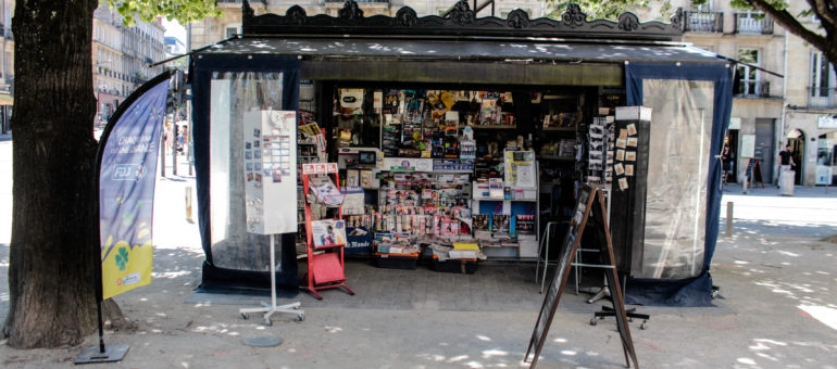 Derrière les kiosques bordelais, toute la distribution de la presse déprimée