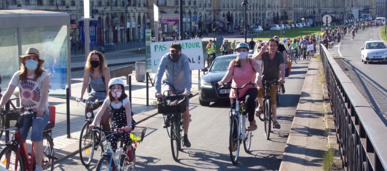 Une vélorution contre le « retour à l’anormal » à Bordeaux