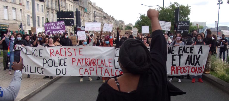 « Pas de justice, pas de paix » : plus d’un millier de Bordelais marchent contre le racisme
