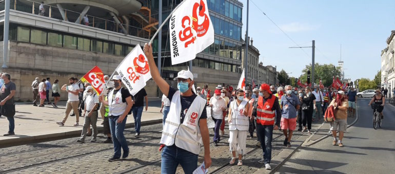 Une manif sur fond d’alerte pour l’emploi à Bordeaux