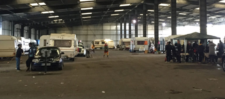 60 familles expulsées de la rue Lajaunie mises à l’abri dans un entrepôt