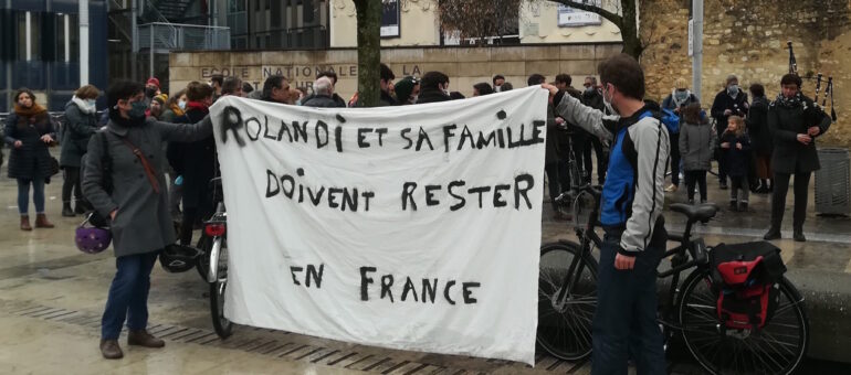 La préfecture de la Gironde maintient l’expulsion de Rolandi, une décision « indigne » pour ses soutiens