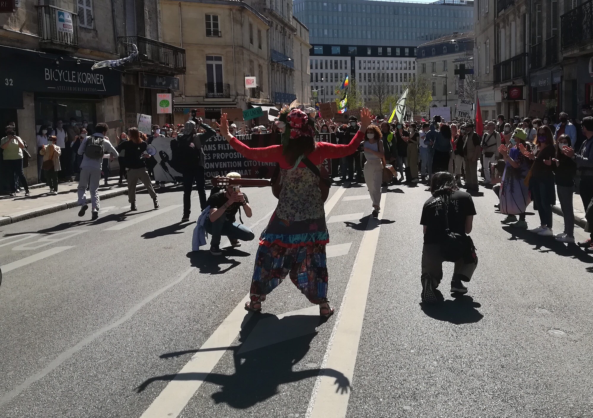 « Look up » : pourquoi il n’y a pas de marche pour le climat ce samedi à Bordeaux