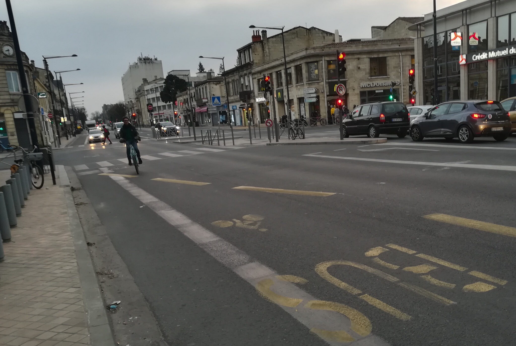 Les aménagements bus et vélos taillent la route sur les Boulevards