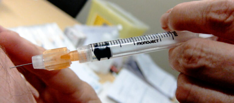 Régionales en Nouvelle-Aquitaine : des candidats aux petits soins pour la santé ?