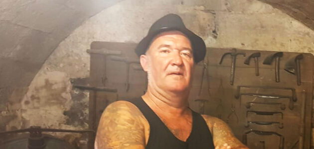 Ludo Tranier, « punk et poète de la zone », quitte la scène